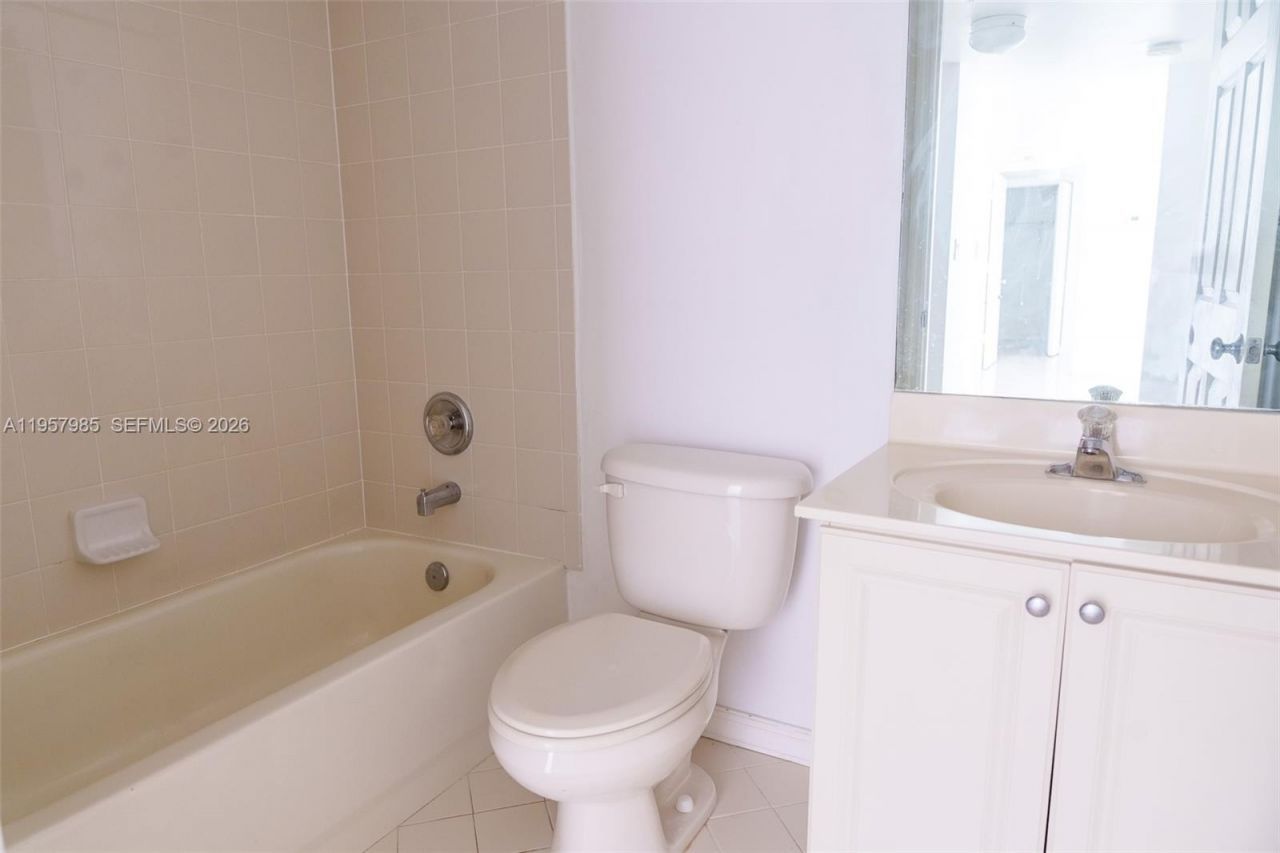 509 E Sheridan St, Unit 3083, Dania Beach, FL 33004 Photo