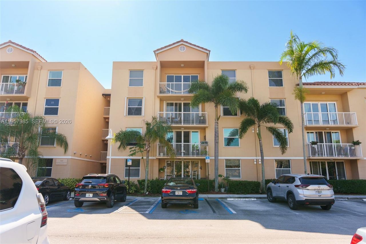 509 E Sheridan St, Unit 3083, Dania Beach, FL 33004 Photo