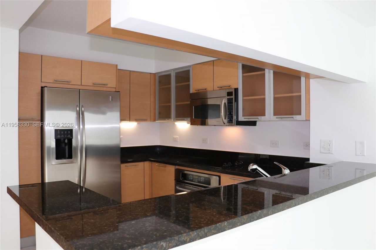 31 SE 5th St, Unit 507, Miami, FL 33131 Photo