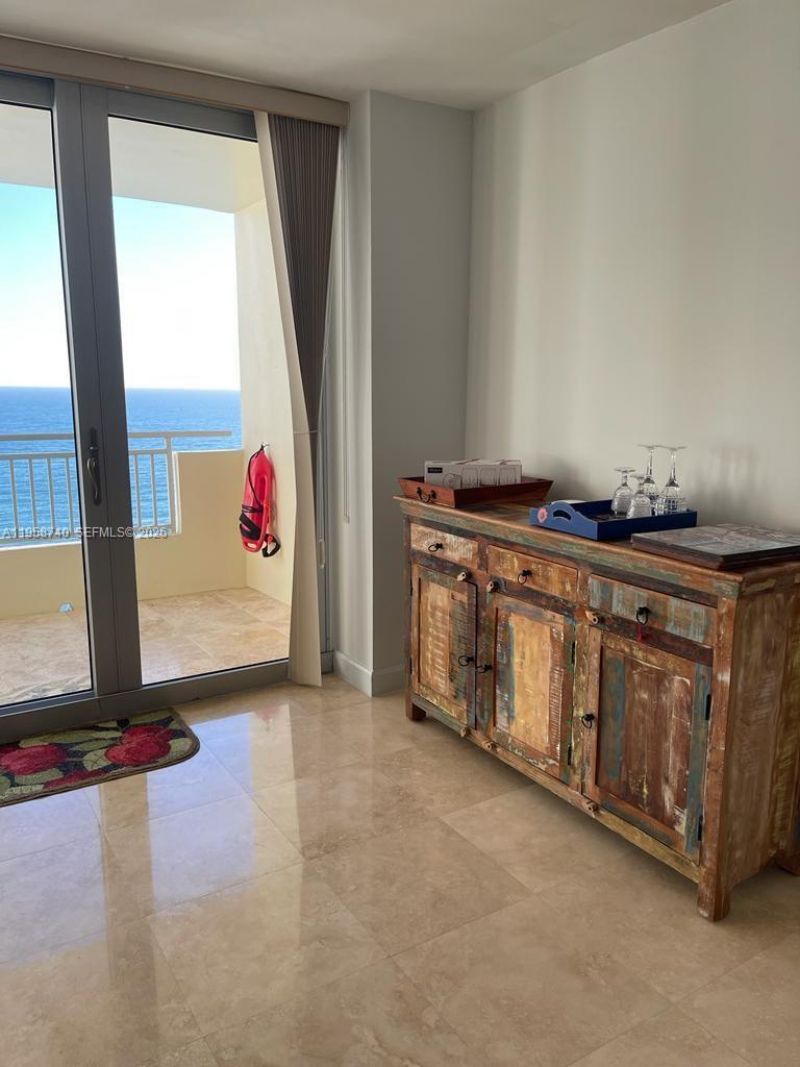 3180 S Ocean Dr, Unit 1602, Hallandale Beach, FL 33009 Photo