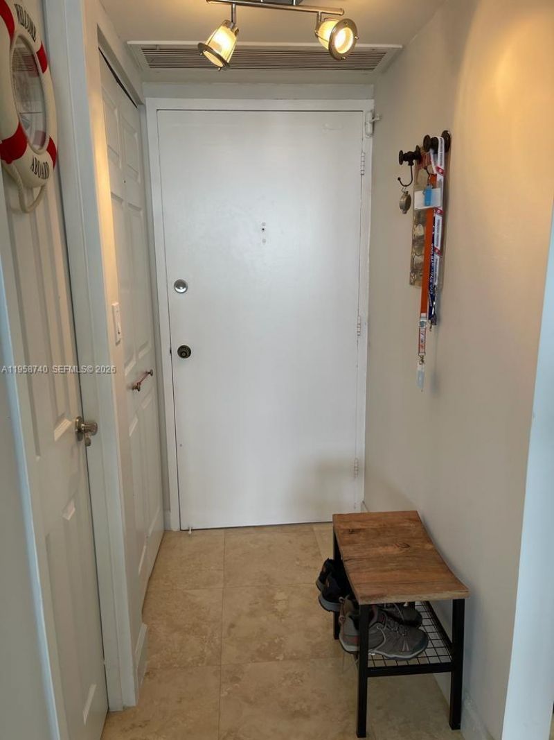 3180 S Ocean Dr, Unit 1602, Hallandale Beach, FL 33009 Photo
