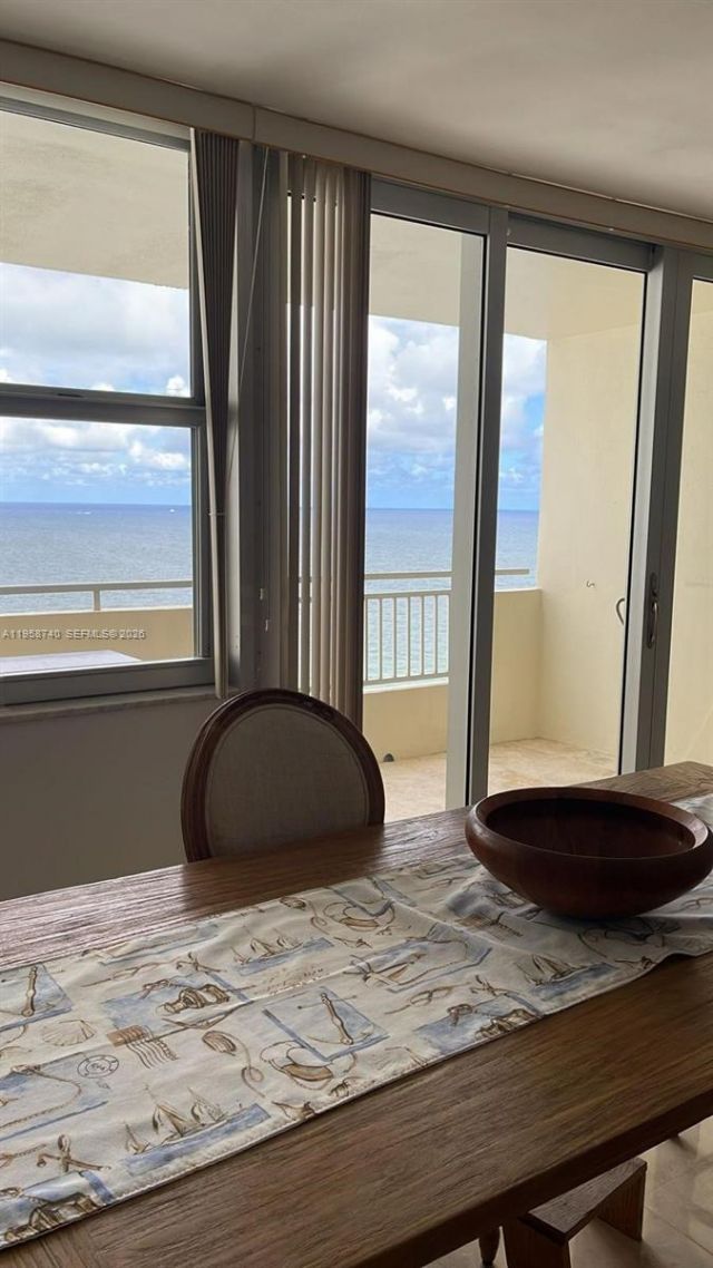 3180 S Ocean Dr, Unit 1602, Hallandale Beach, FL 33009 Photo