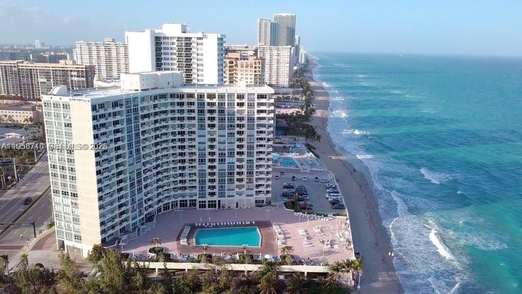 3180 S Ocean Dr, Unit 1602, Hallandale Beach, FL 33009 Photo