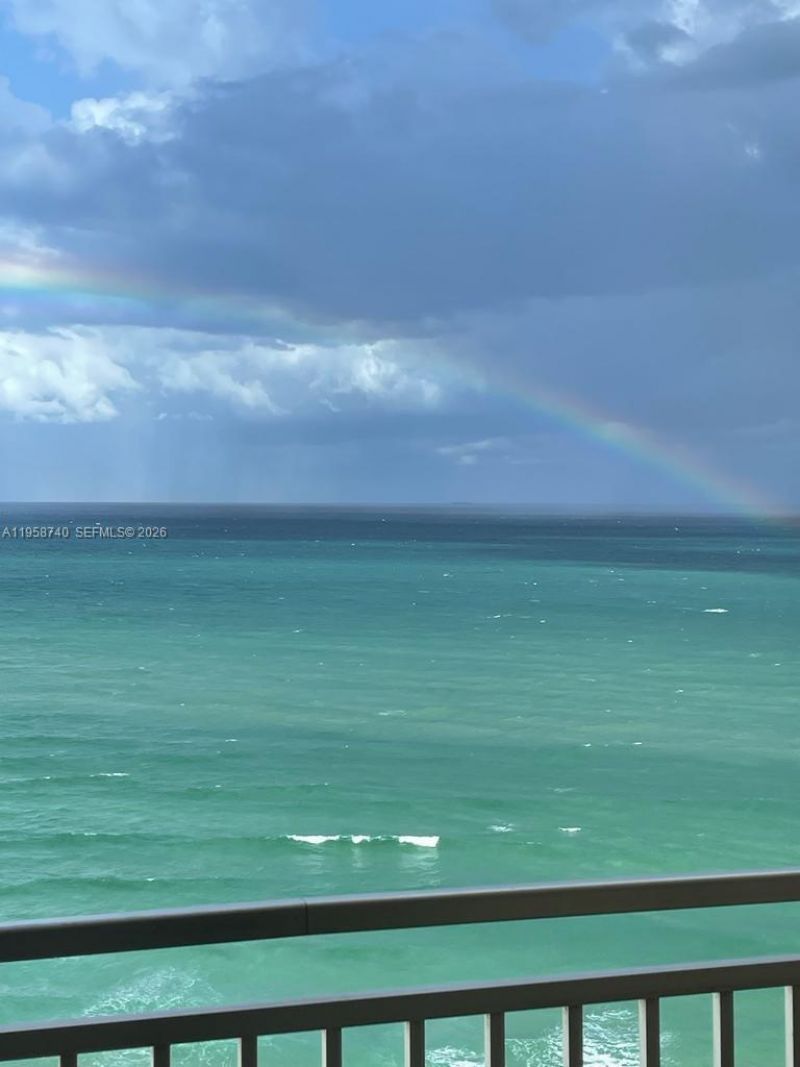 3180 S Ocean Dr, Unit 1602, Hallandale Beach, FL 33009 Photo