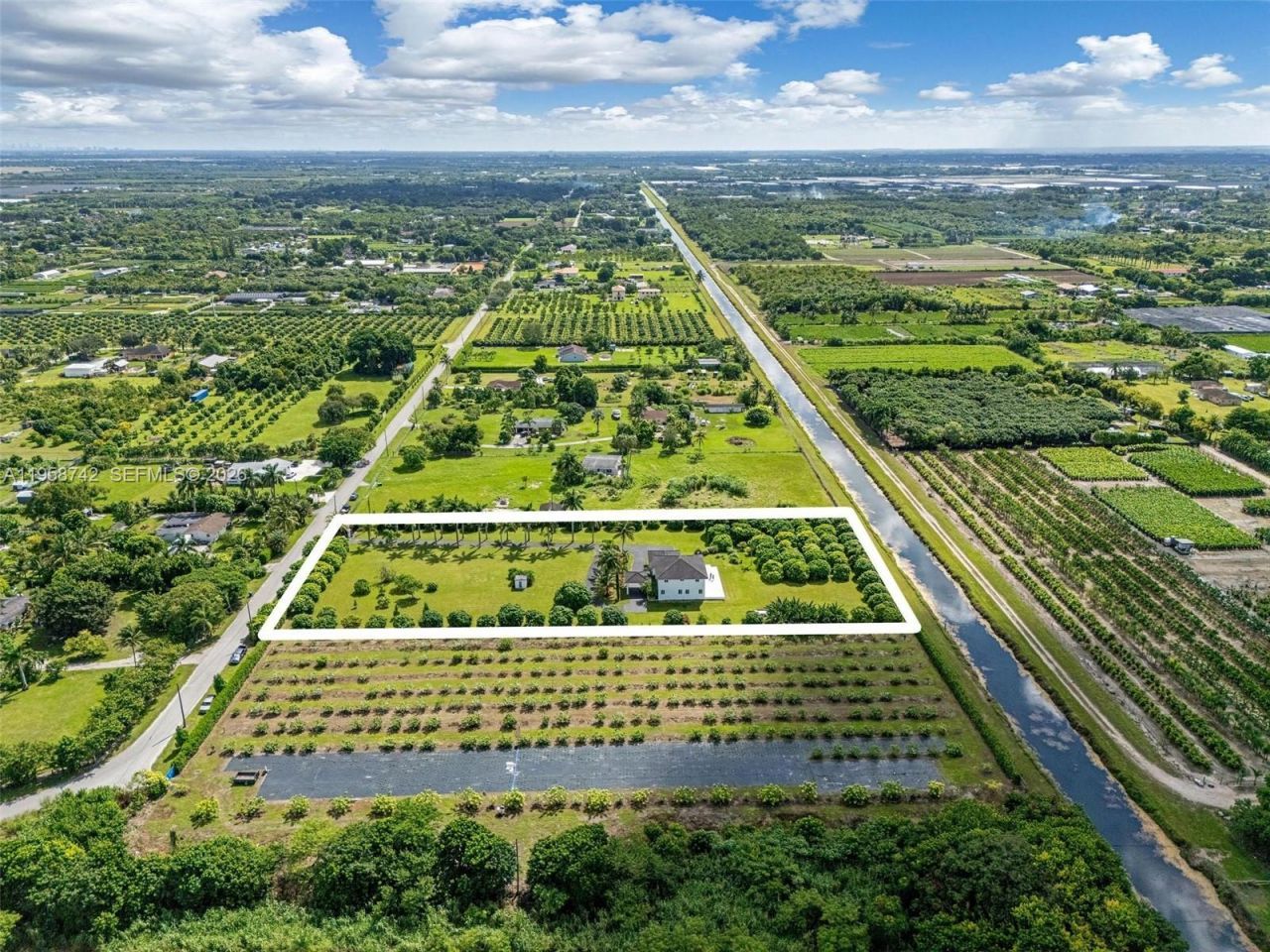 20520 SW 190th St , Miami, FL 33187 Photo