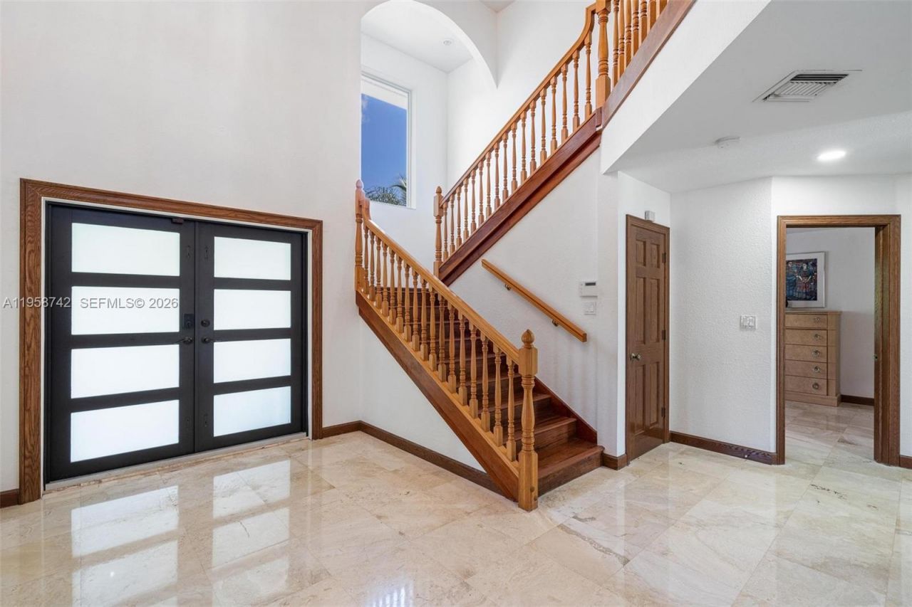 20520 SW 190th St , Miami, FL 33187 Photo