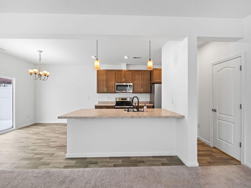 529 Rochdale Run, Delaware, OH 43015 Photo 6