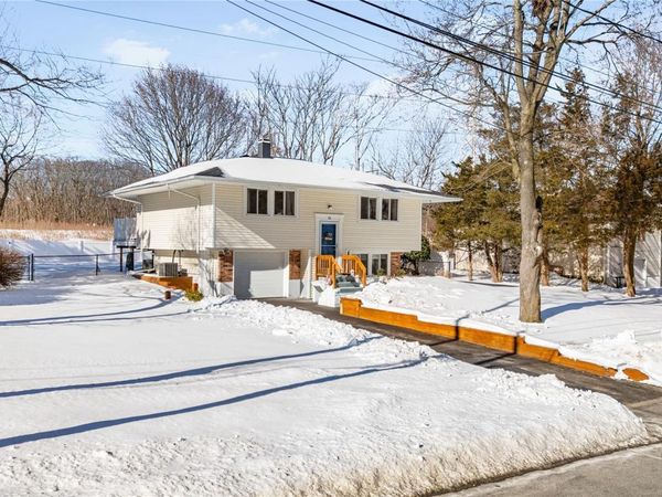 14 Pheasant Lane, East Setauket, NY 11733