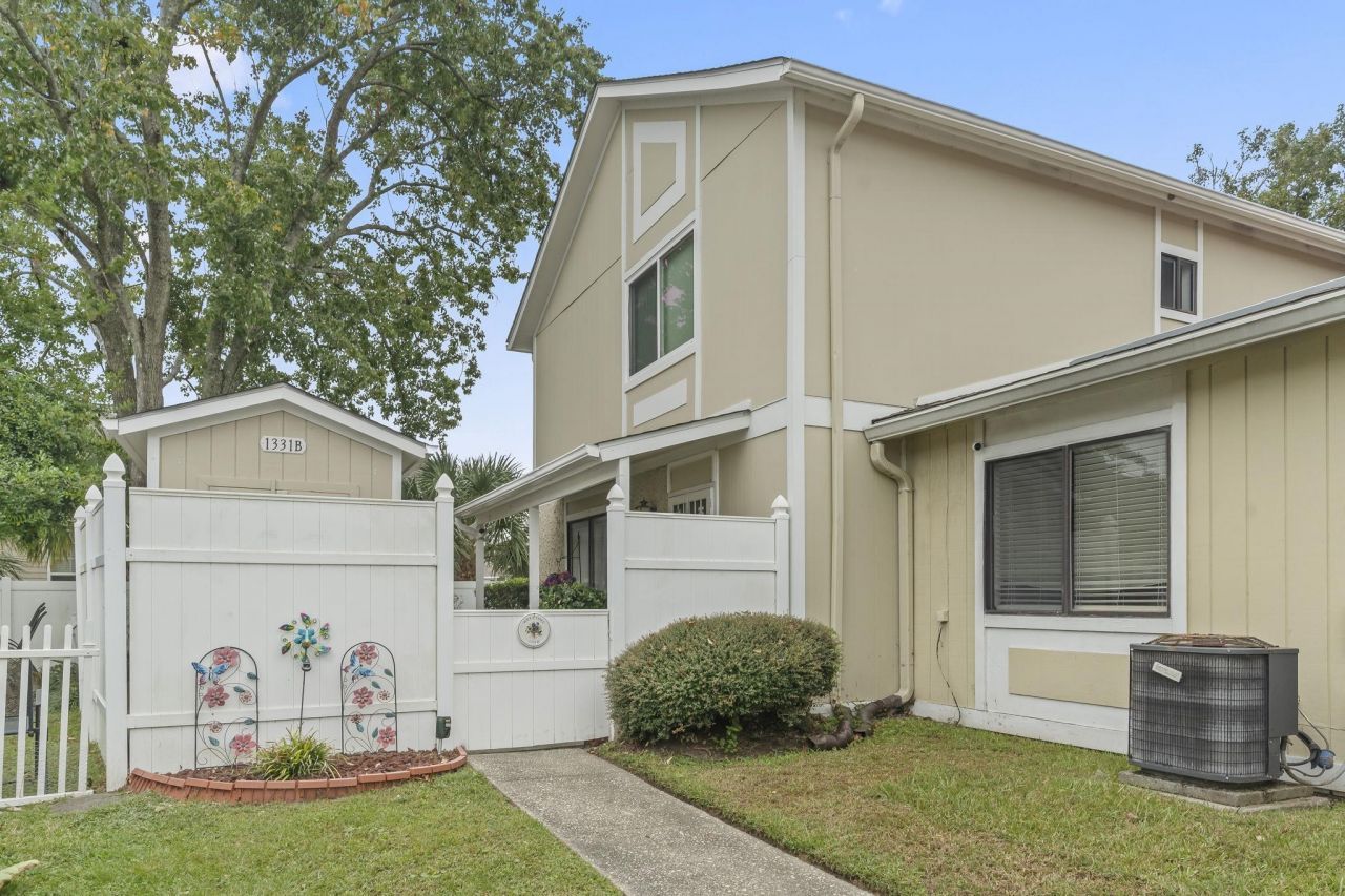 1331 Turkey Ridge Rd. Photo 1