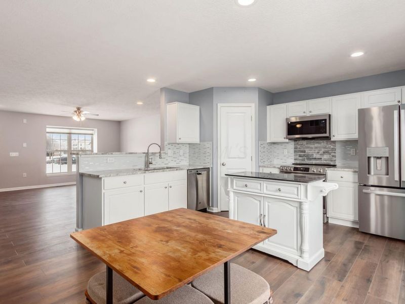 5545 Rainbow Falls Street, Unit 7-5545, Dublin, OH 43016 Photo 10