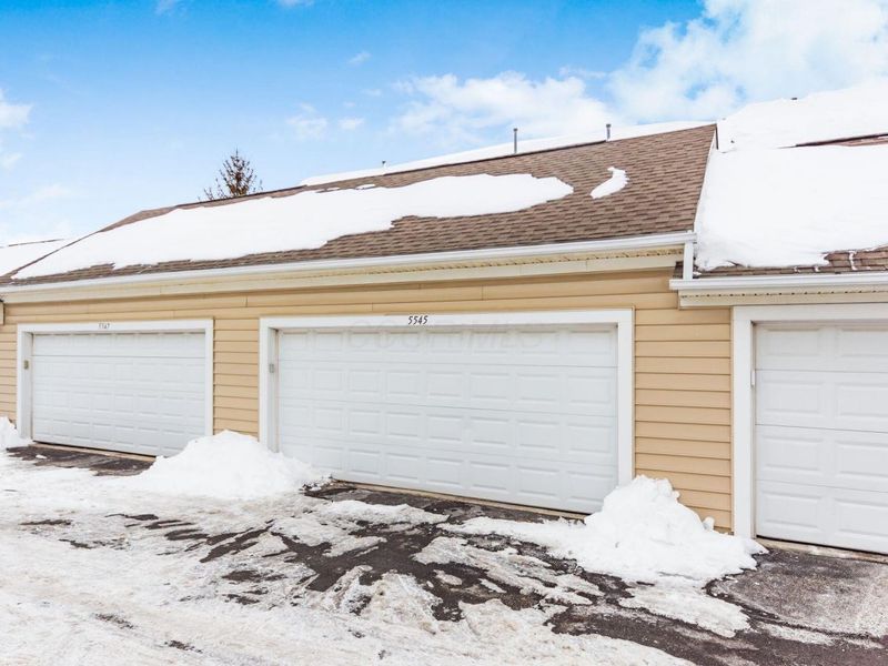 5545 Rainbow Falls Street, Unit 7-5545, Dublin, OH 43016 Photo 32