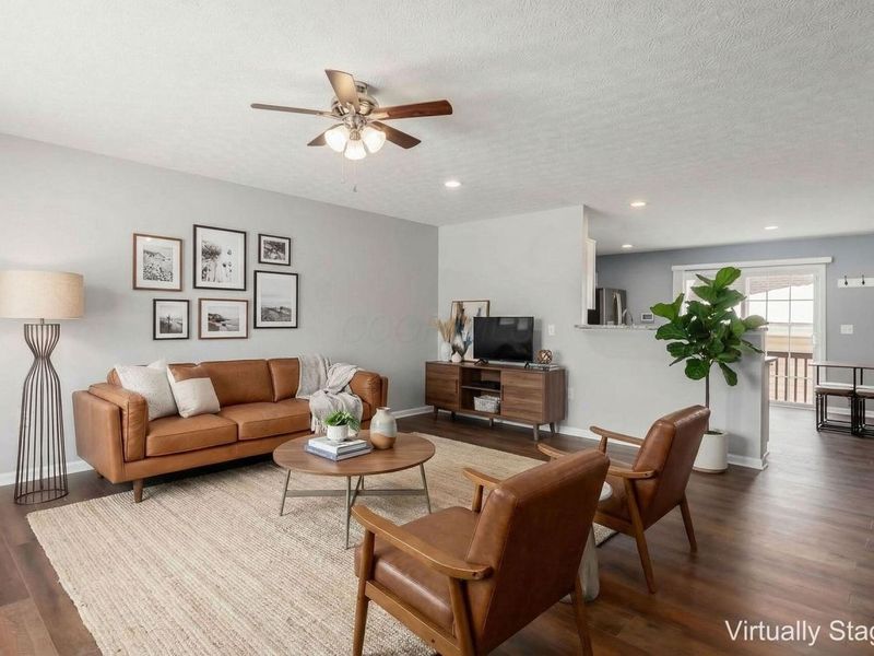 5545 Rainbow Falls Street, Unit 7-5545, Dublin, OH 43016 Photo 4