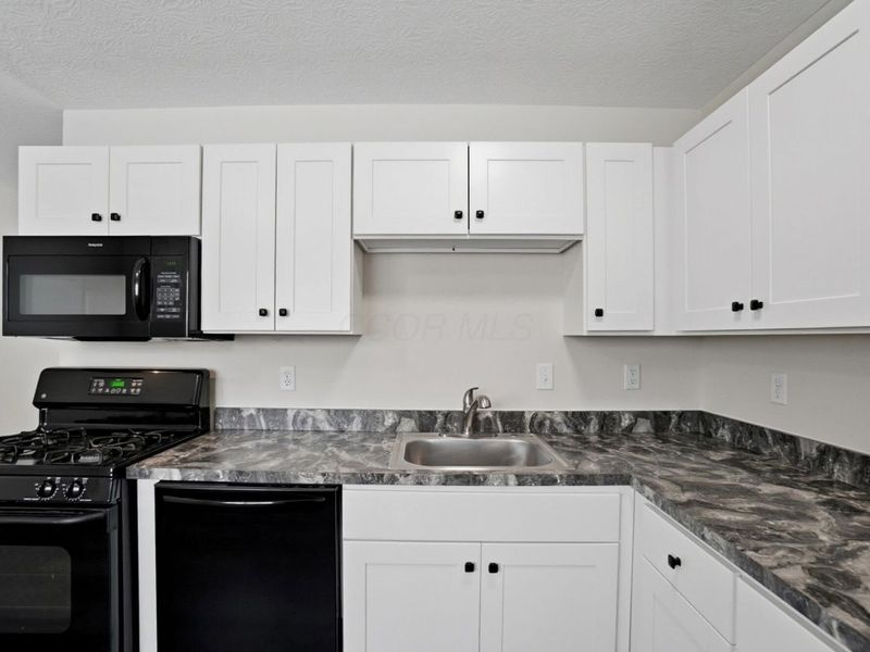 3824 Wade Road, Columbus, OH 43232 Photo 14