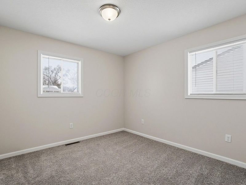 3824 Wade Road, Columbus, OH 43232 Photo 17