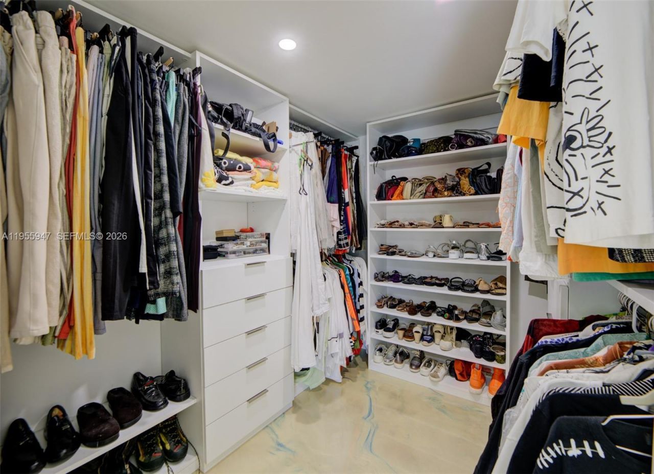 416 N Rainbow Dr , Hollywood, FL 33021 Photo