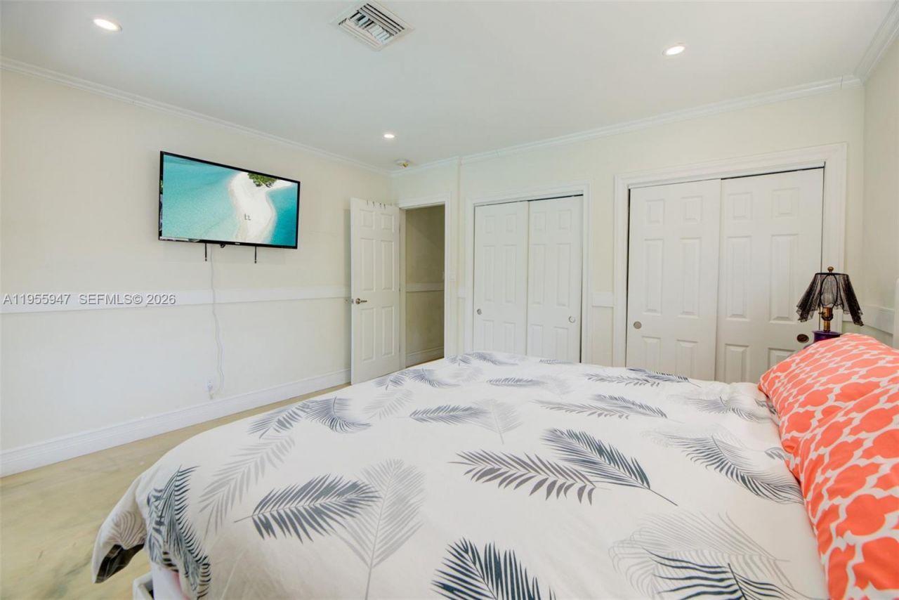 416 N Rainbow Dr , Hollywood, FL 33021 Photo