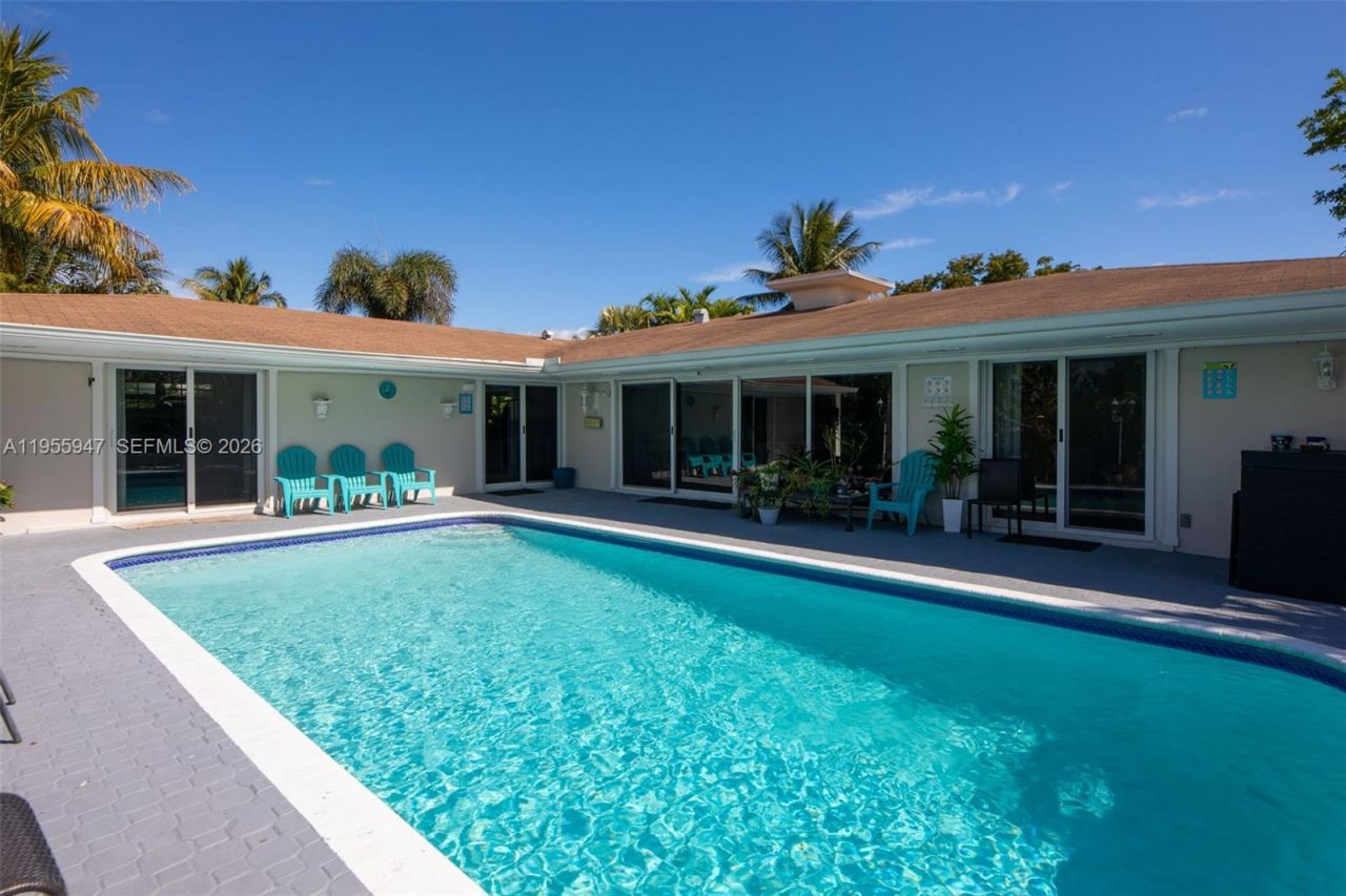 416 N Rainbow Dr , Hollywood, FL 33021 Photo