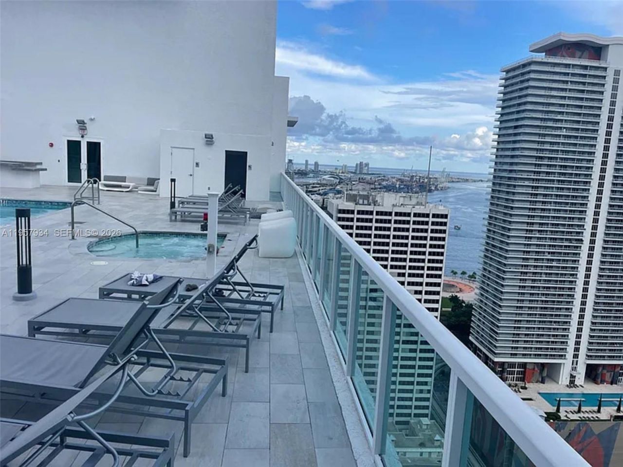 133 NE 2nd Ave, Unit 911, Miami, FL 33132 Photo