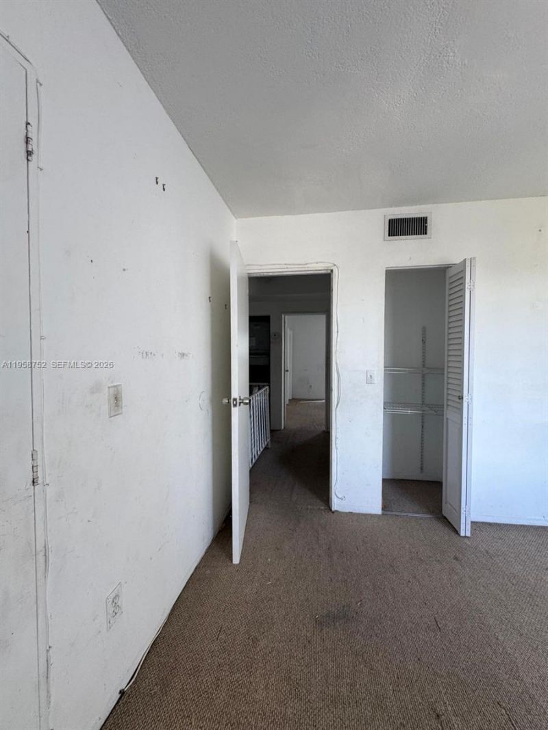 7801 NE 4th Ct , Unit 516, Miami, FL 33138 Photo