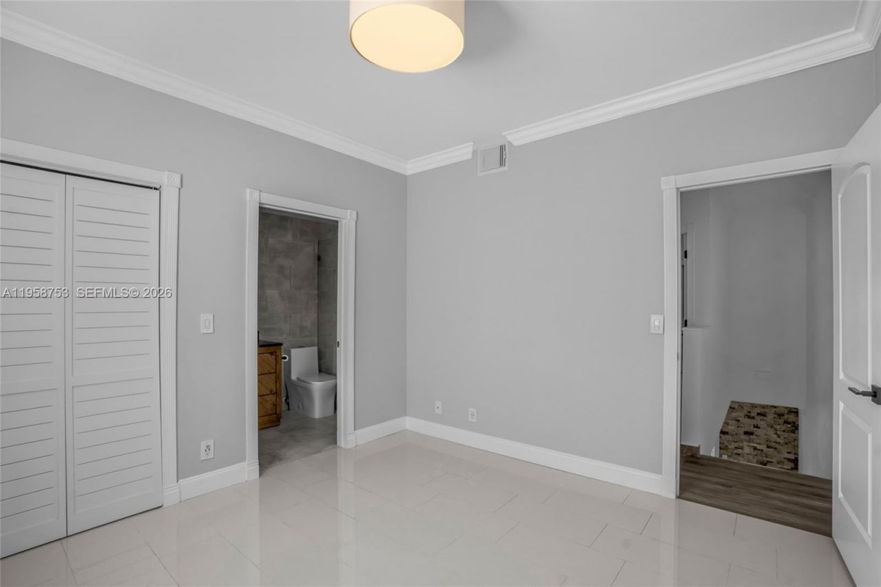 1231 Sorrento Dr , Unit 1231, Weston, FL 33326 Photo