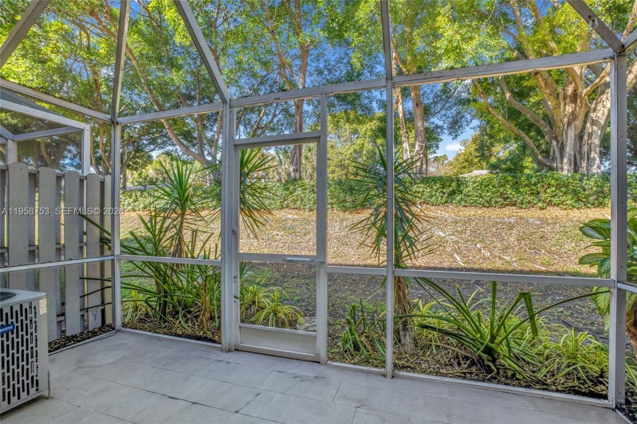 1231 Sorrento Dr , Unit 1231, Weston, FL 33326 Photo