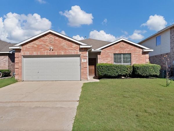3813 Cane River Road, Fort Worth, TX 76244