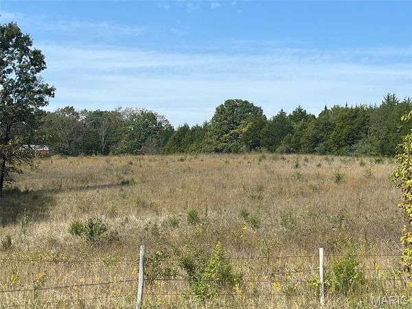 103 Coffeyton , Bourbon, MO 65441