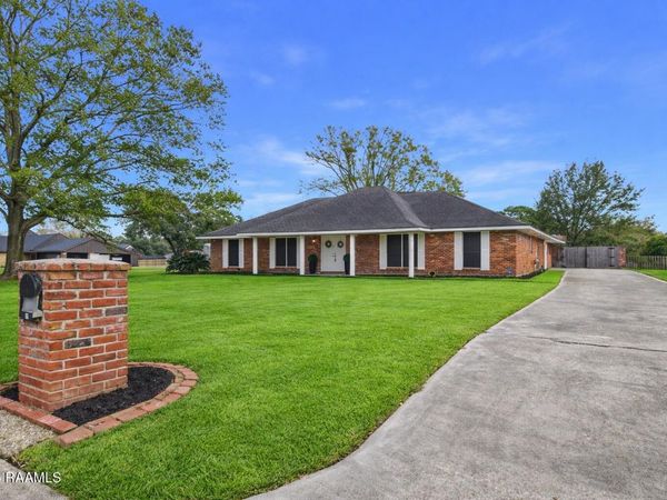 200 Vennard Avenue, Lafayette, LA 70501