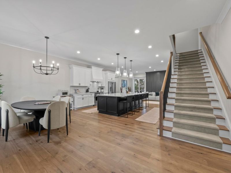 130 Barrington Place, Powell, OH 43065 Photo 2