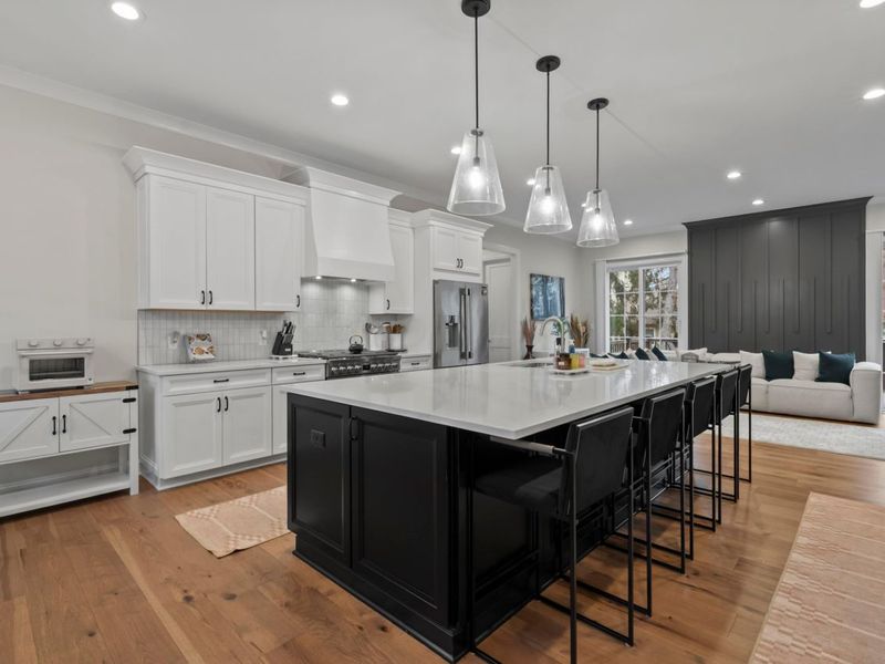 130 Barrington Place, Powell, OH 43065 Photo 3