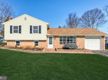 118 KIM ACRES DRIVE, MECHANICSBURG, PA 17055