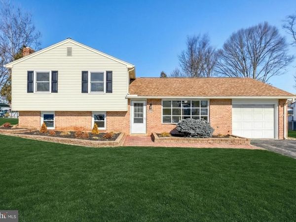 118 KIM ACRES DRIVE, MECHANICSBURG, PA 17055