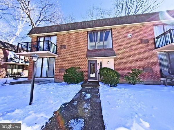 100 E GLENOLDEN AVENUE, Unit E-21, GLENOLDEN, PA 19036