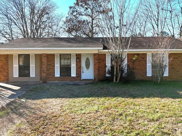 15425 Woody Drive, Gulfport, MS 39503