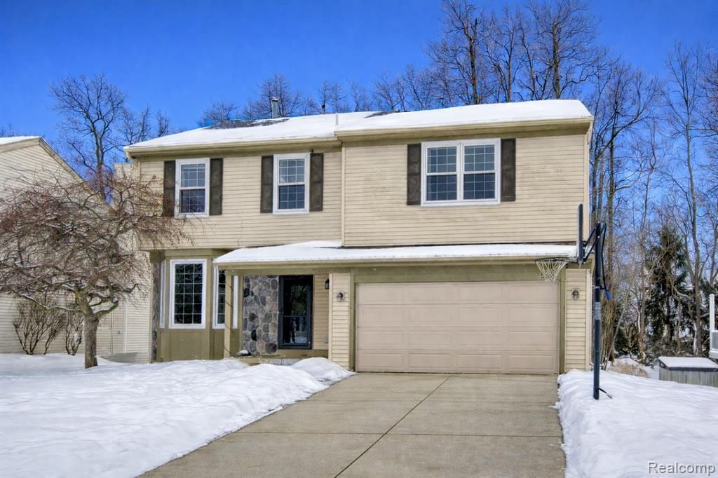 1564 Chelsea Circle, Hartland Township, MI 48843 Main Photo