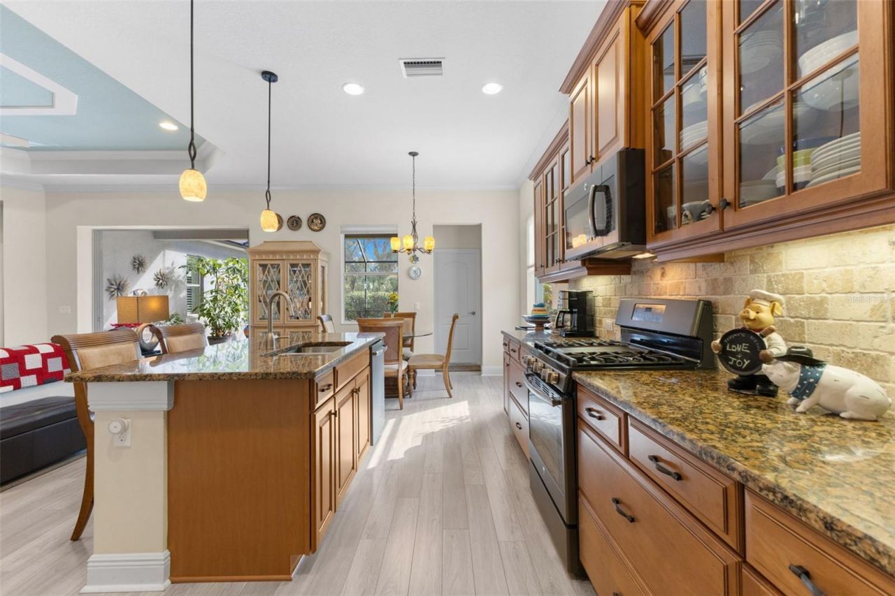 6343 Laurel Wood Run, Sarasota, FL 34243 Photo