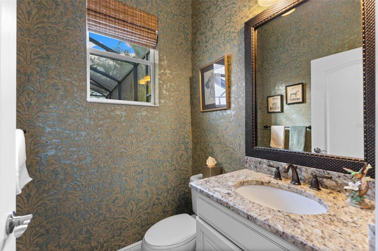 6343 Laurel Wood Run, Sarasota, FL 34243 Photo