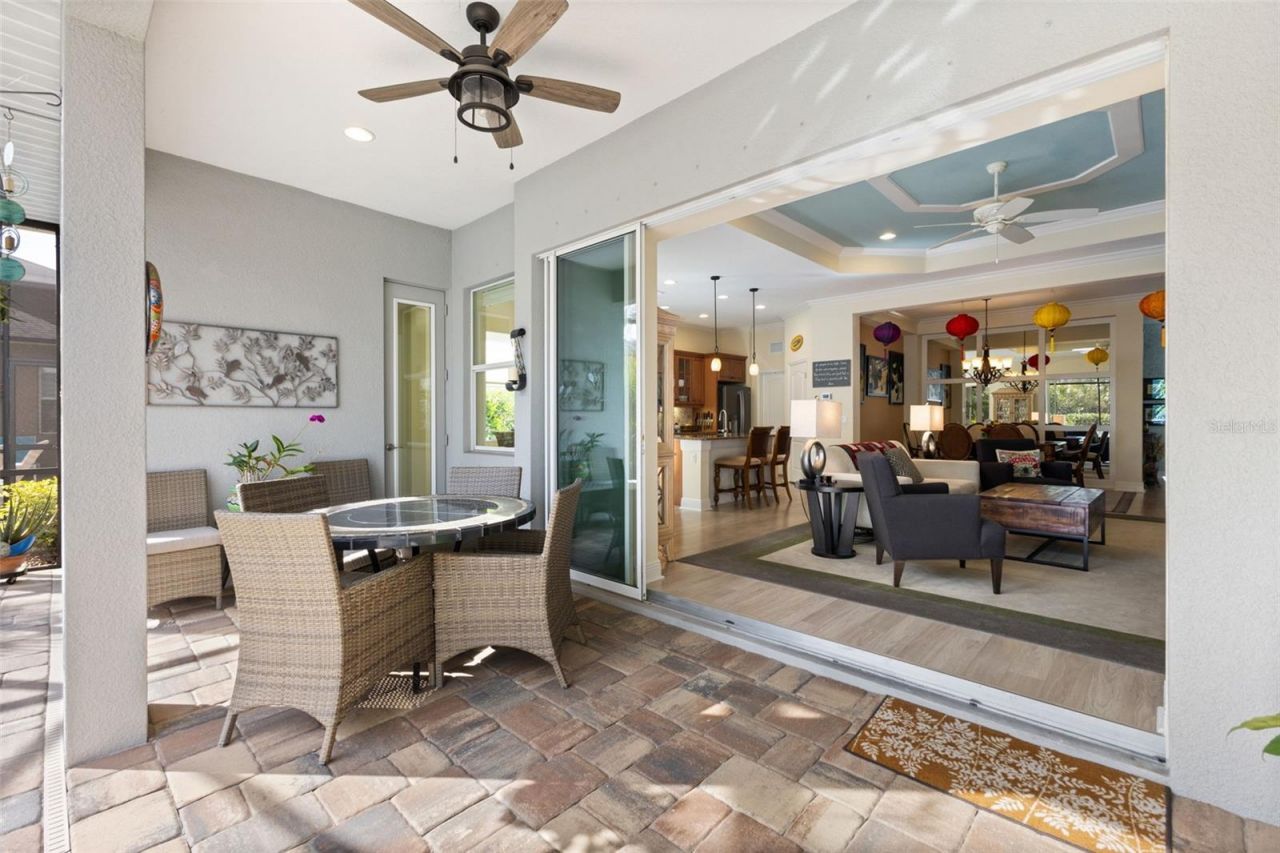 6343 Laurel Wood Run, Sarasota, FL 34243 Photo