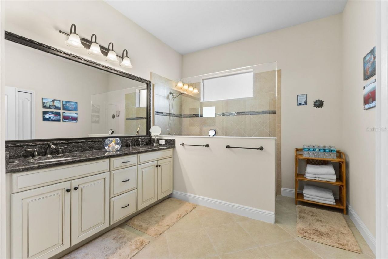6343 Laurel Wood Run, Sarasota, FL 34243 Photo