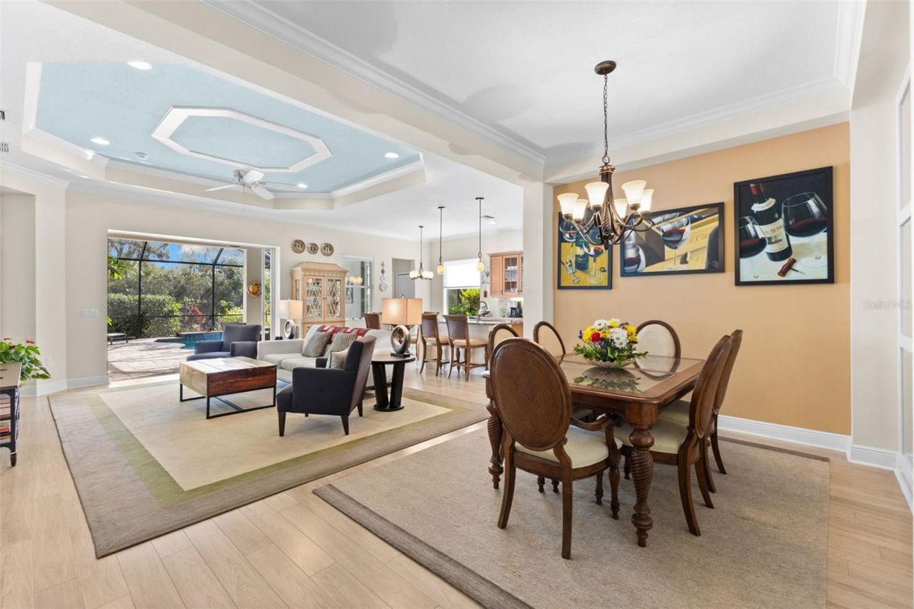 6343 Laurel Wood Run, Sarasota, FL 34243 Photo