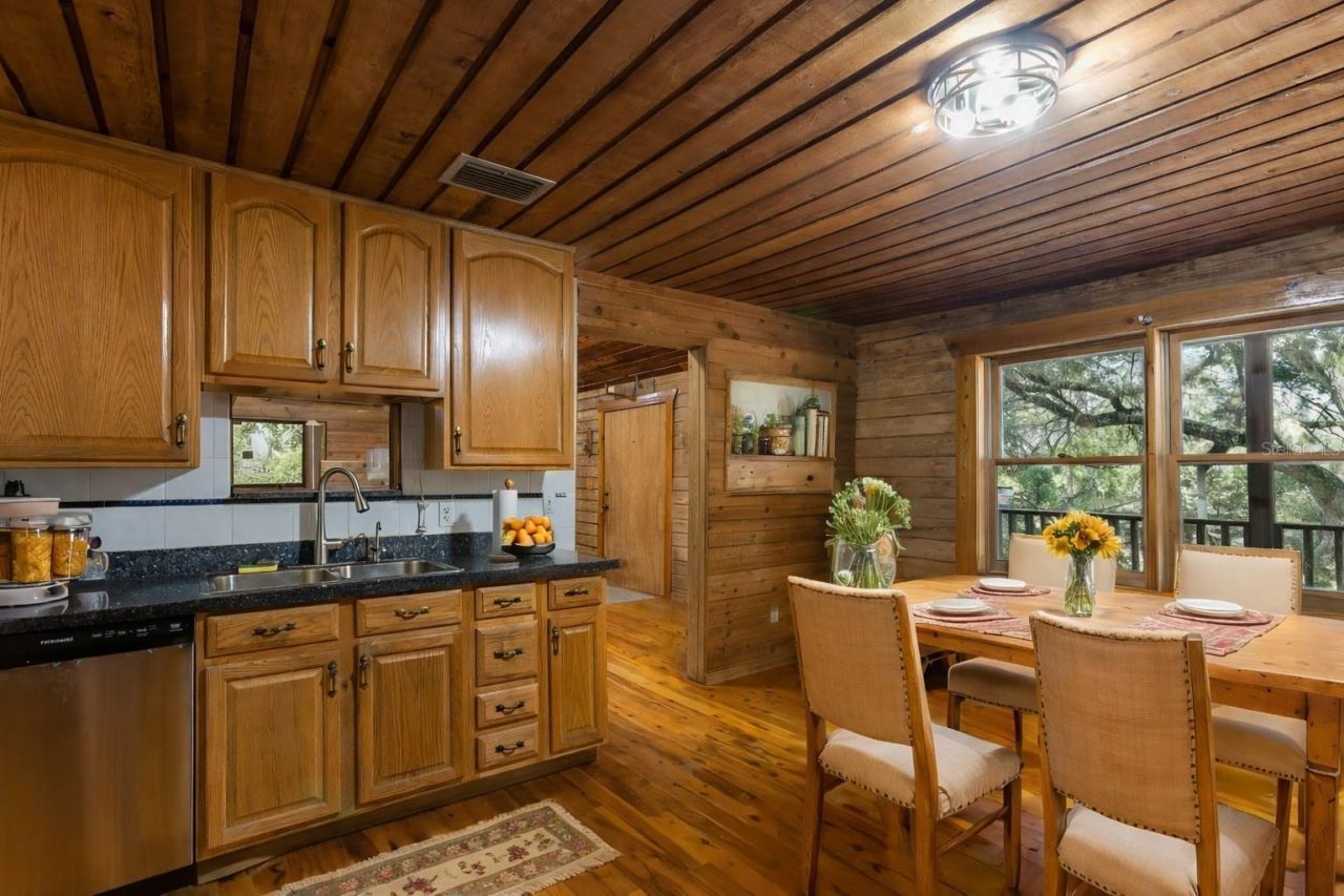 6892 Swain Road, Sorrento, FL 32776 Photo