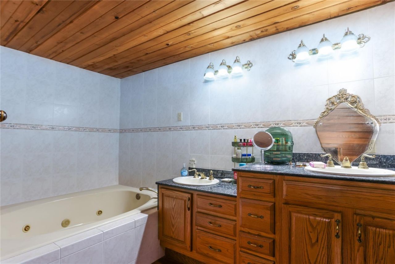 6892 Swain Road, Sorrento, FL 32776 Photo