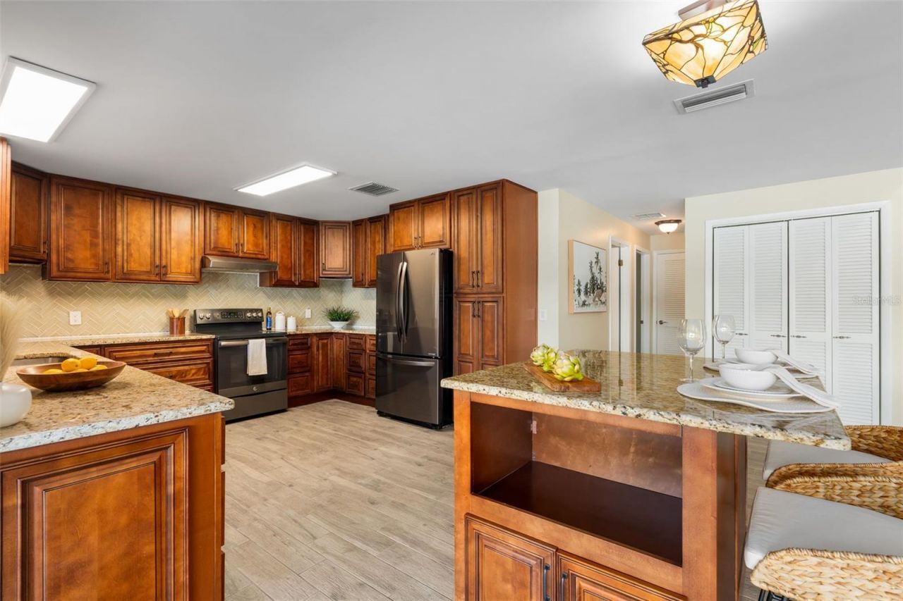 900 NW Snug Harbor Road, Crystal River, FL 34428 Photo