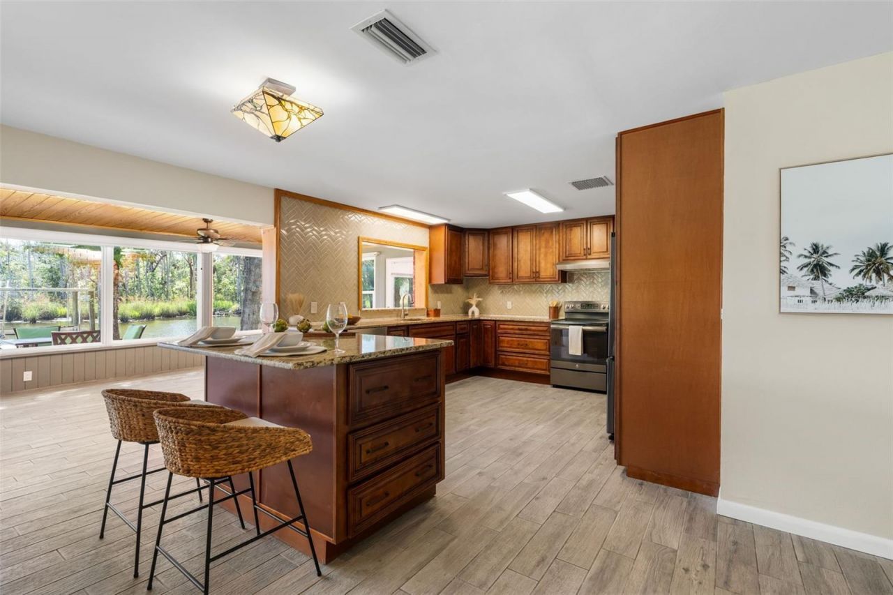 900 NW Snug Harbor Road, Crystal River, FL 34428 Photo