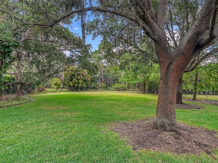 Property Image 63