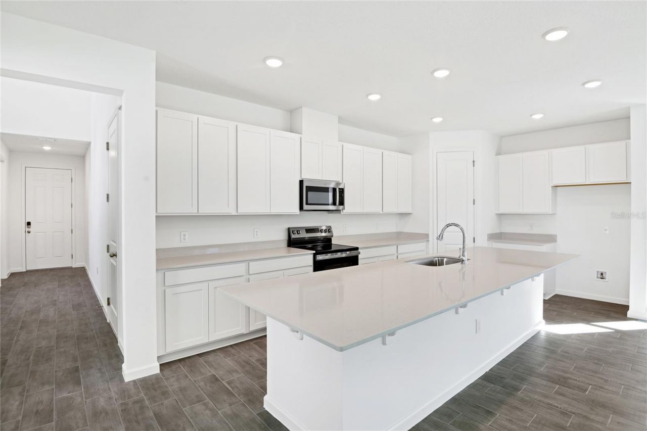 766 Lake Dell Road, Dundee, FL 33838 Photo