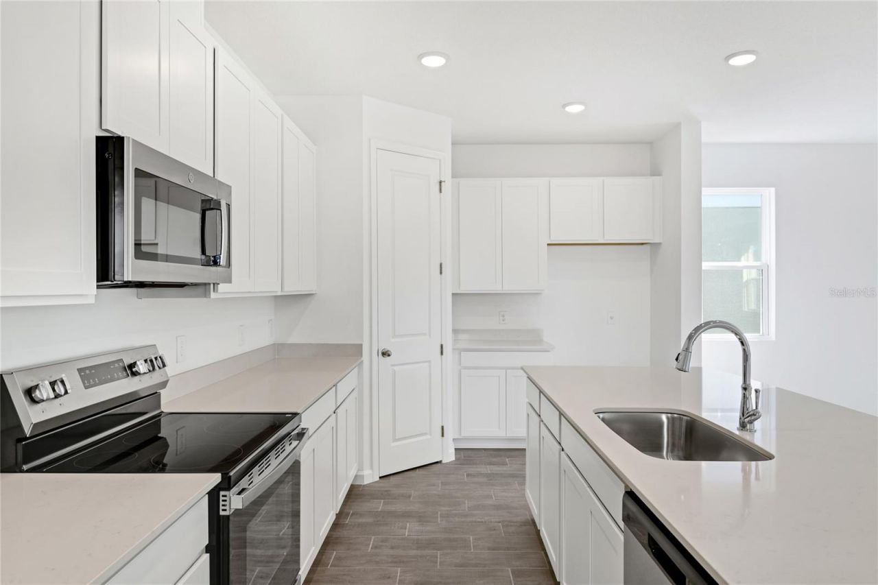 766 Lake Dell Road, Dundee, FL 33838 Photo