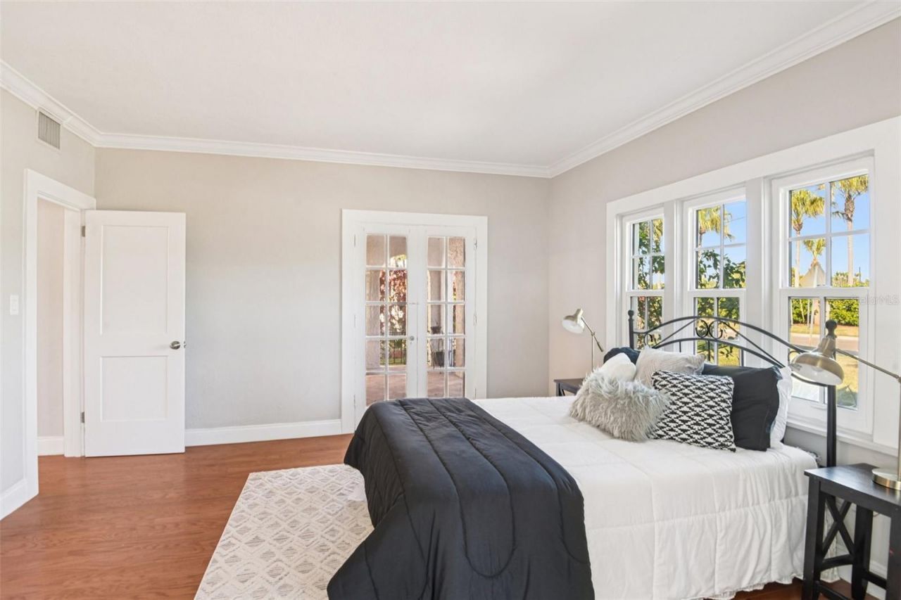 104 Palmera Boulevard Ne, Saint Petersburg, FL 33704 Photo