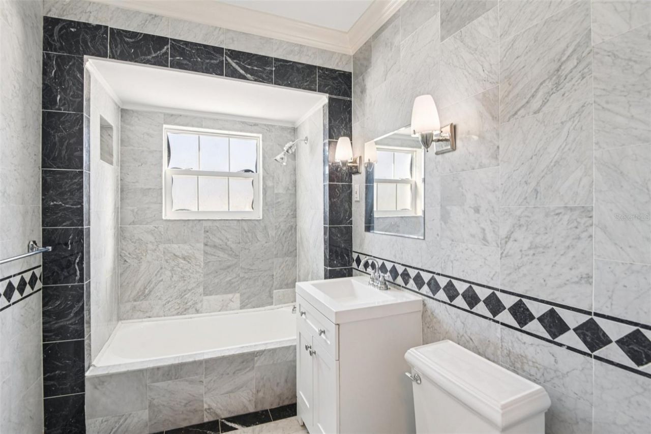 104 Palmera Boulevard Ne, Saint Petersburg, FL 33704 Photo