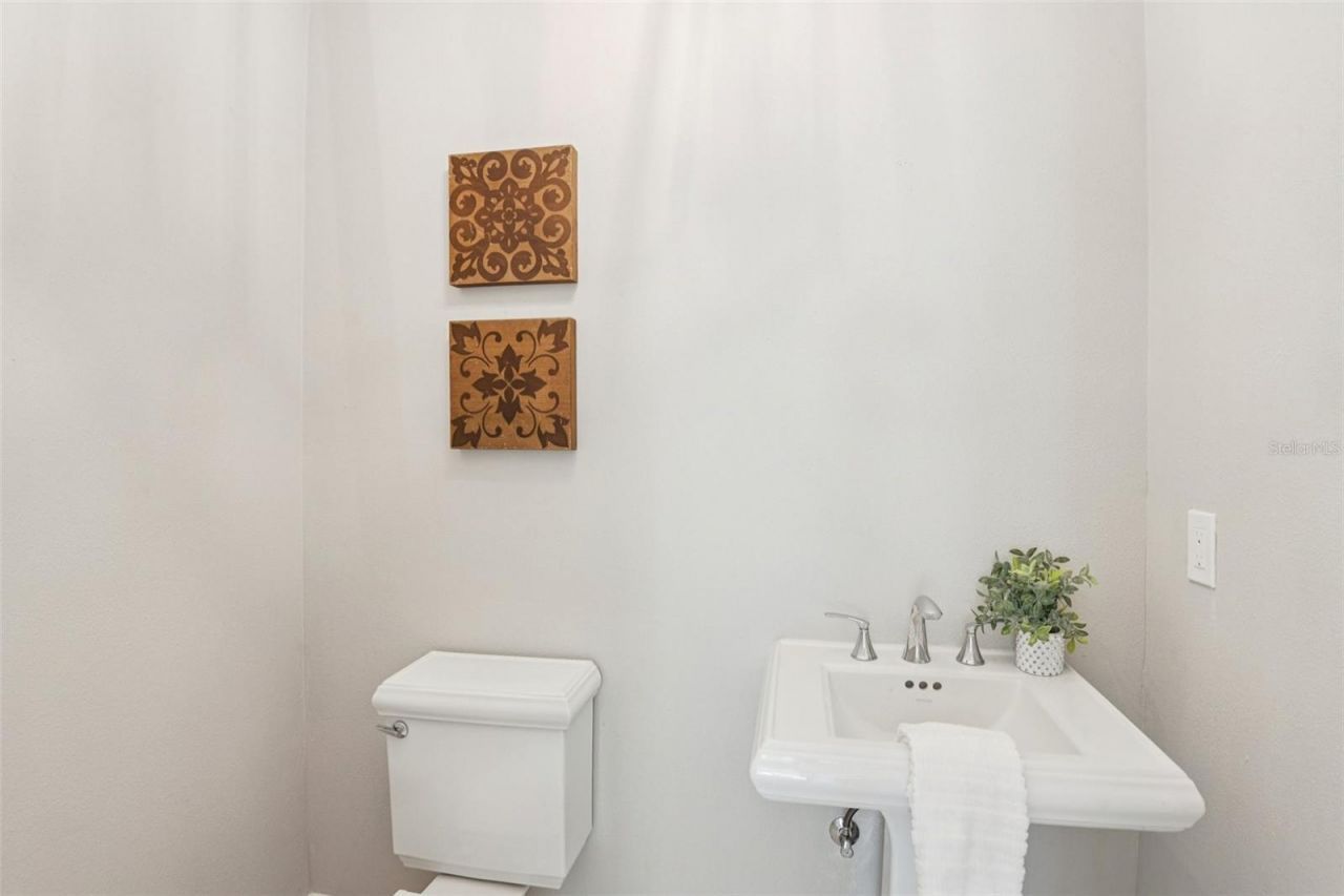 104 Palmera Boulevard Ne, Saint Petersburg, FL 33704 Photo